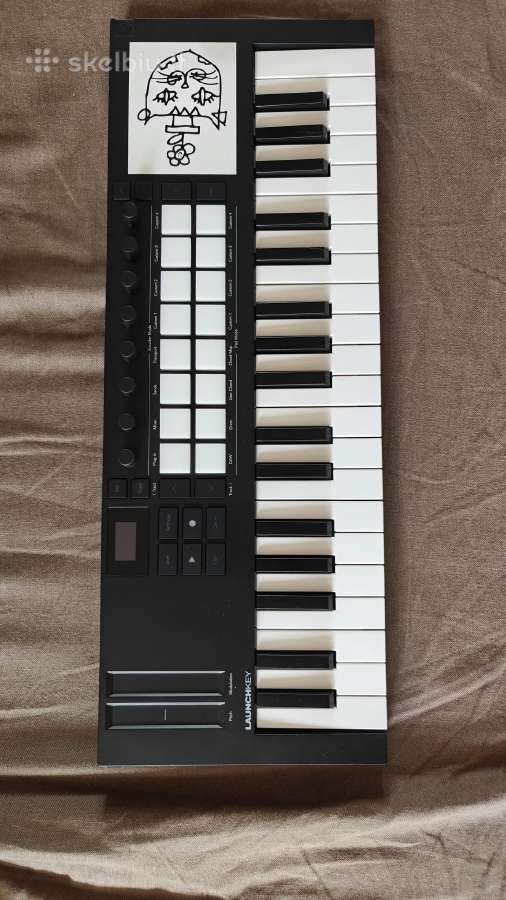 Novation Launchkey 37 Mk4