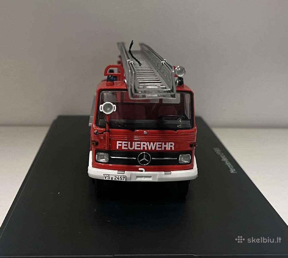 Kolekciniai modeliukai-mercedes Benz Lp813 - nuotraukos Nr. 2