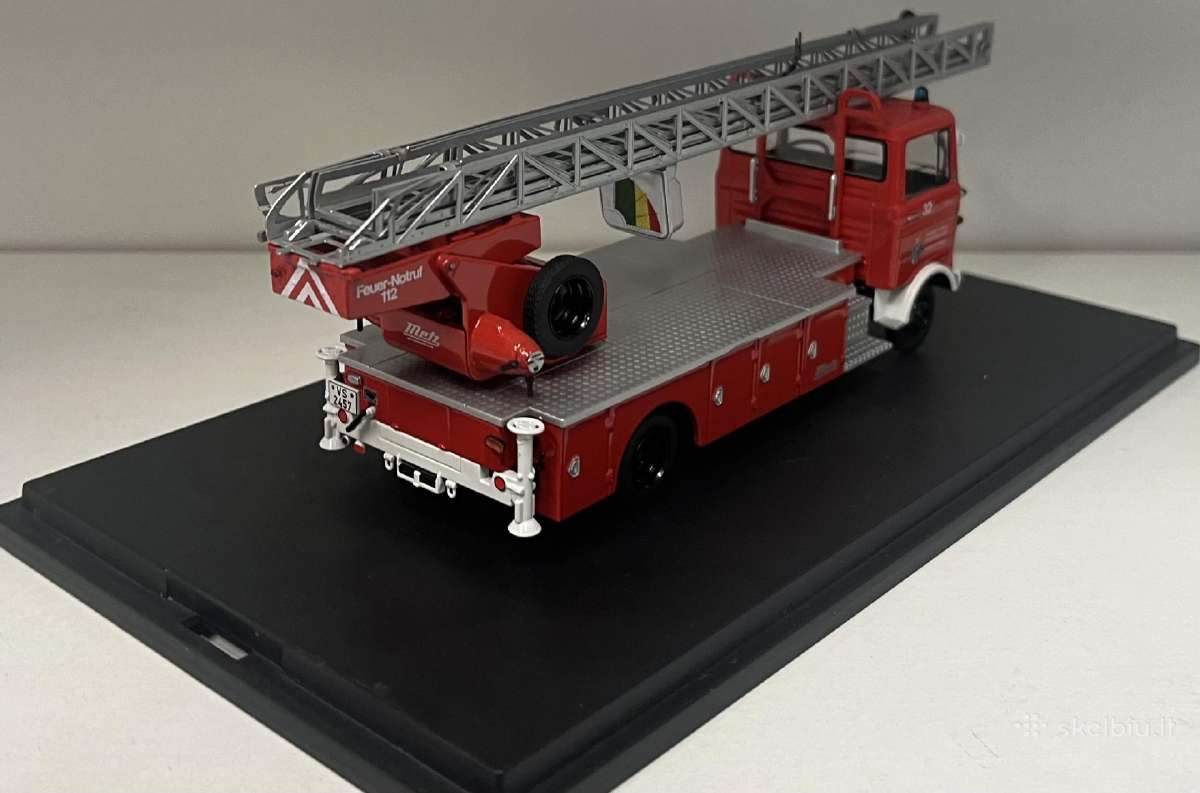 Kolekciniai modeliukai-mercedes Benz Lp813 - nuotraukos Nr. 4