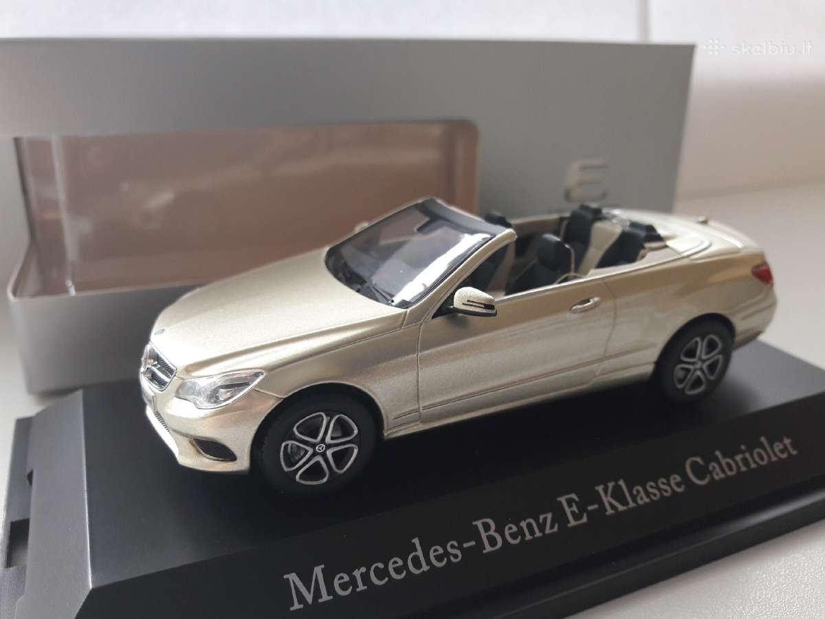 1/43 modeliukai MB E-klass Cabriolet (A207)