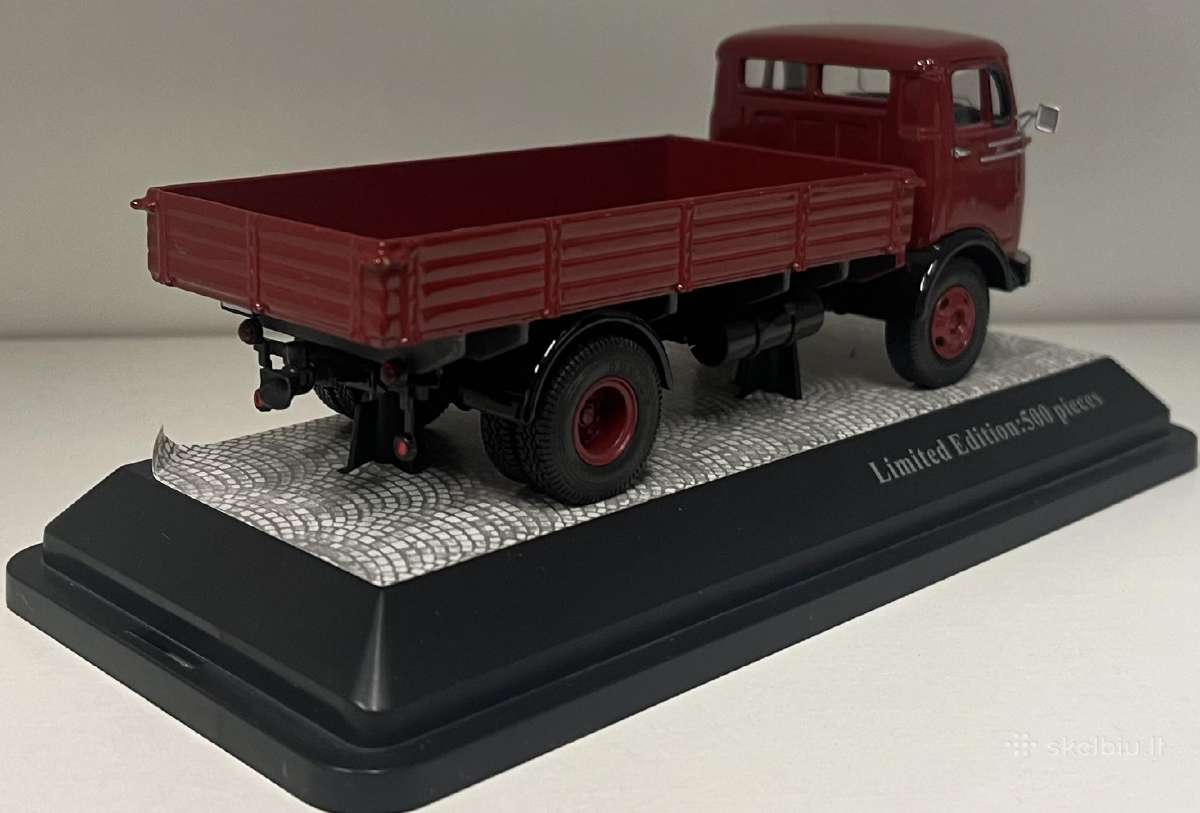 Kolekciniai modeliukai-mercedes Benz Lp 811 - nuotraukos Nr. 3