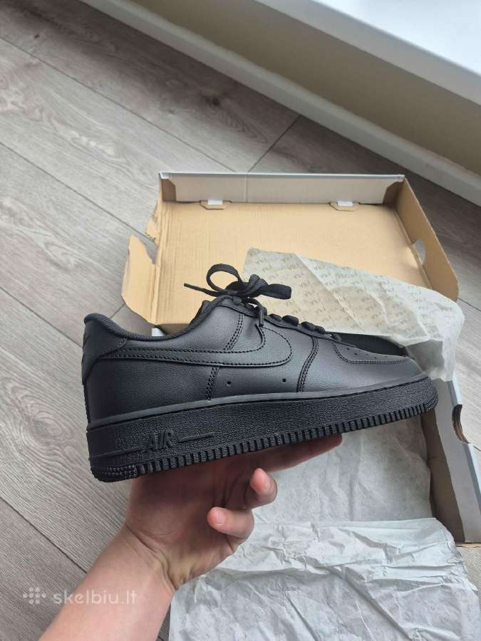 Nike Air Force 1 juodi, 42 dydis - nuotraukos Nr. 2