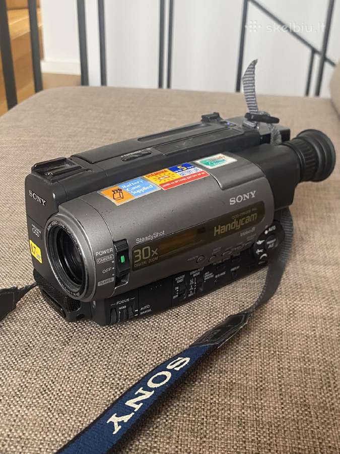 Sony Handycam Ccd-tr620e