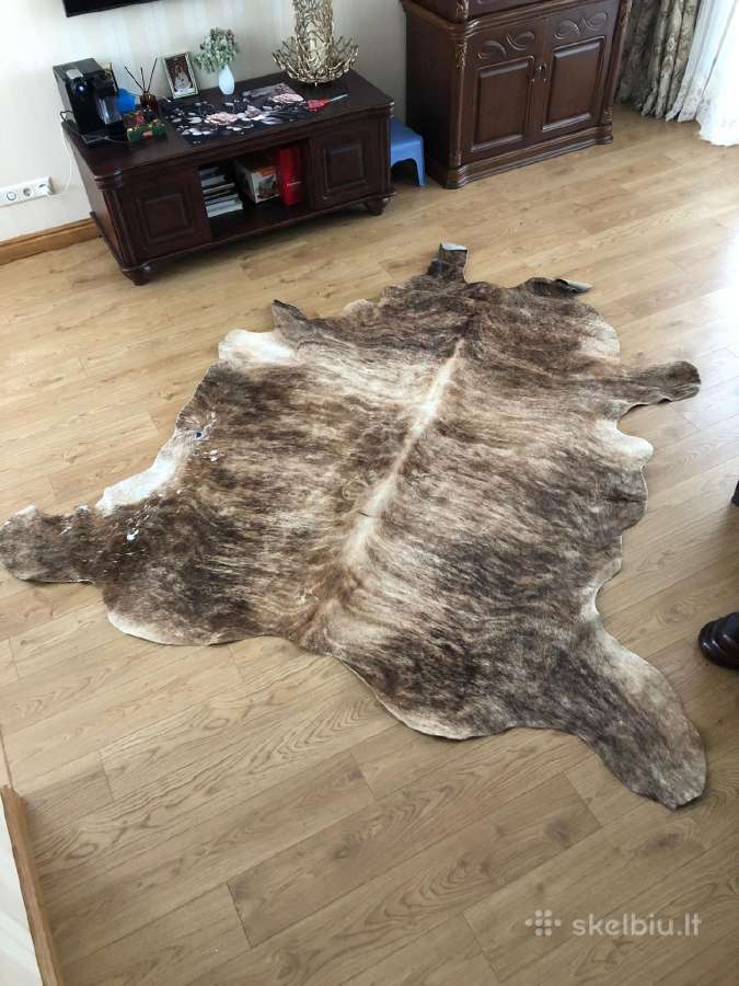 Naturalus karvės kailio kilimas