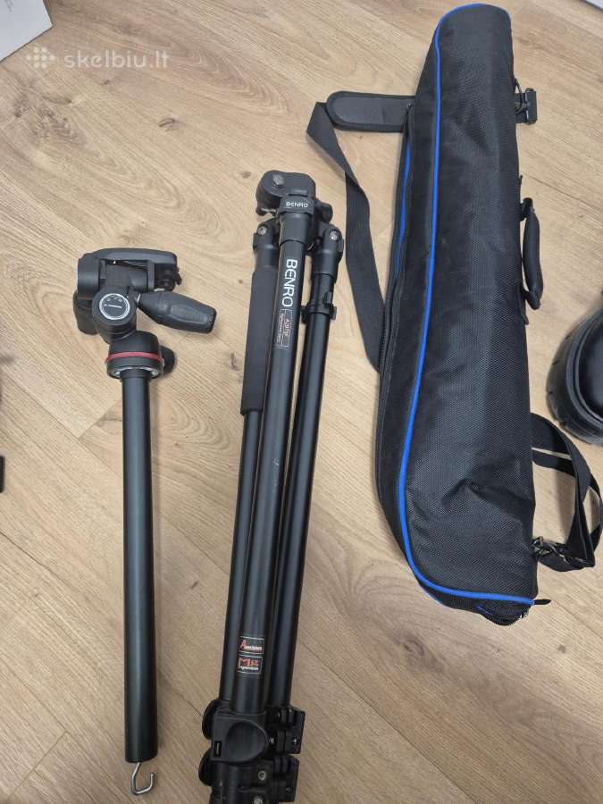 Benro A2970f trikojis su Manfrotto galva