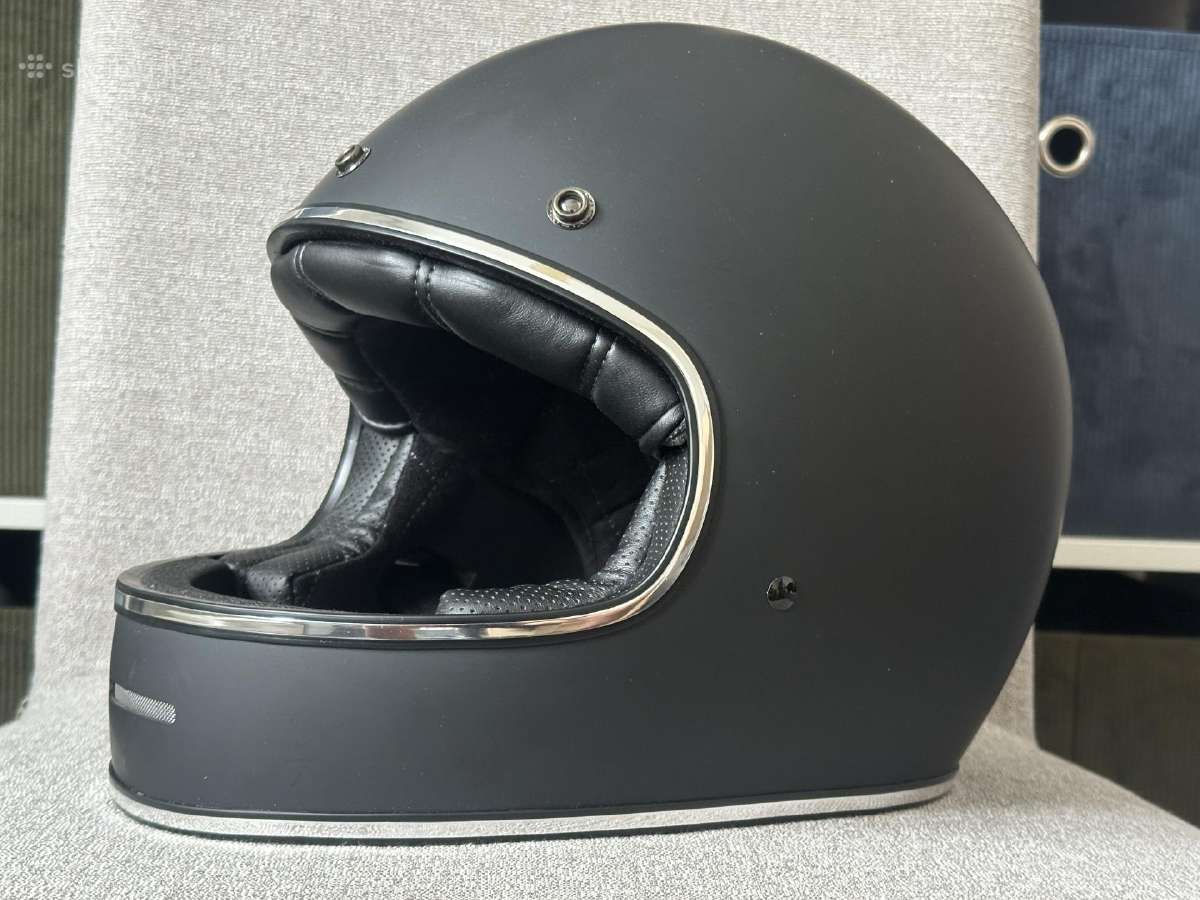 Moto šalmas Dexter XL dydis 61–62 cm 55 €