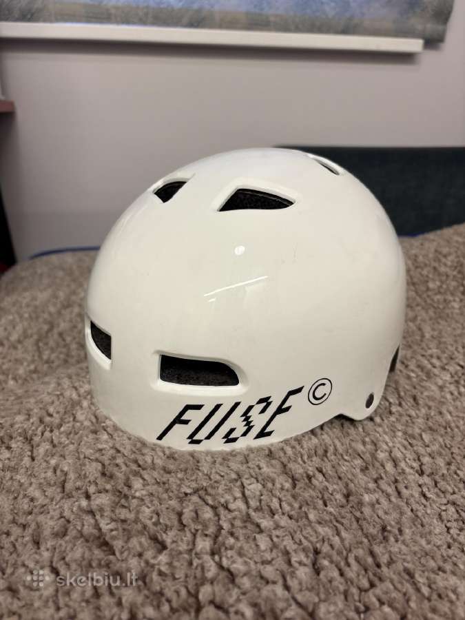 Fuse šalmas