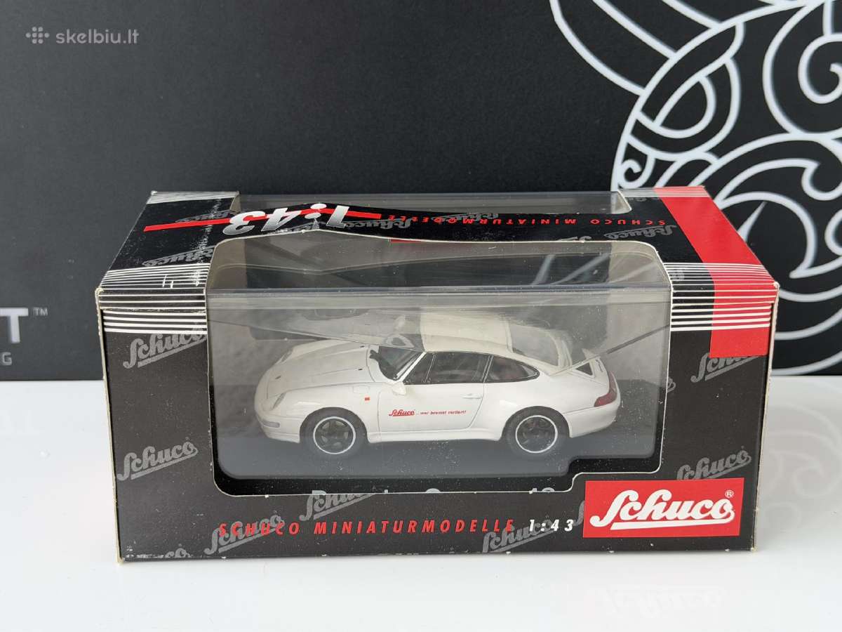 Porsche 911 Carrera 4S 1:43