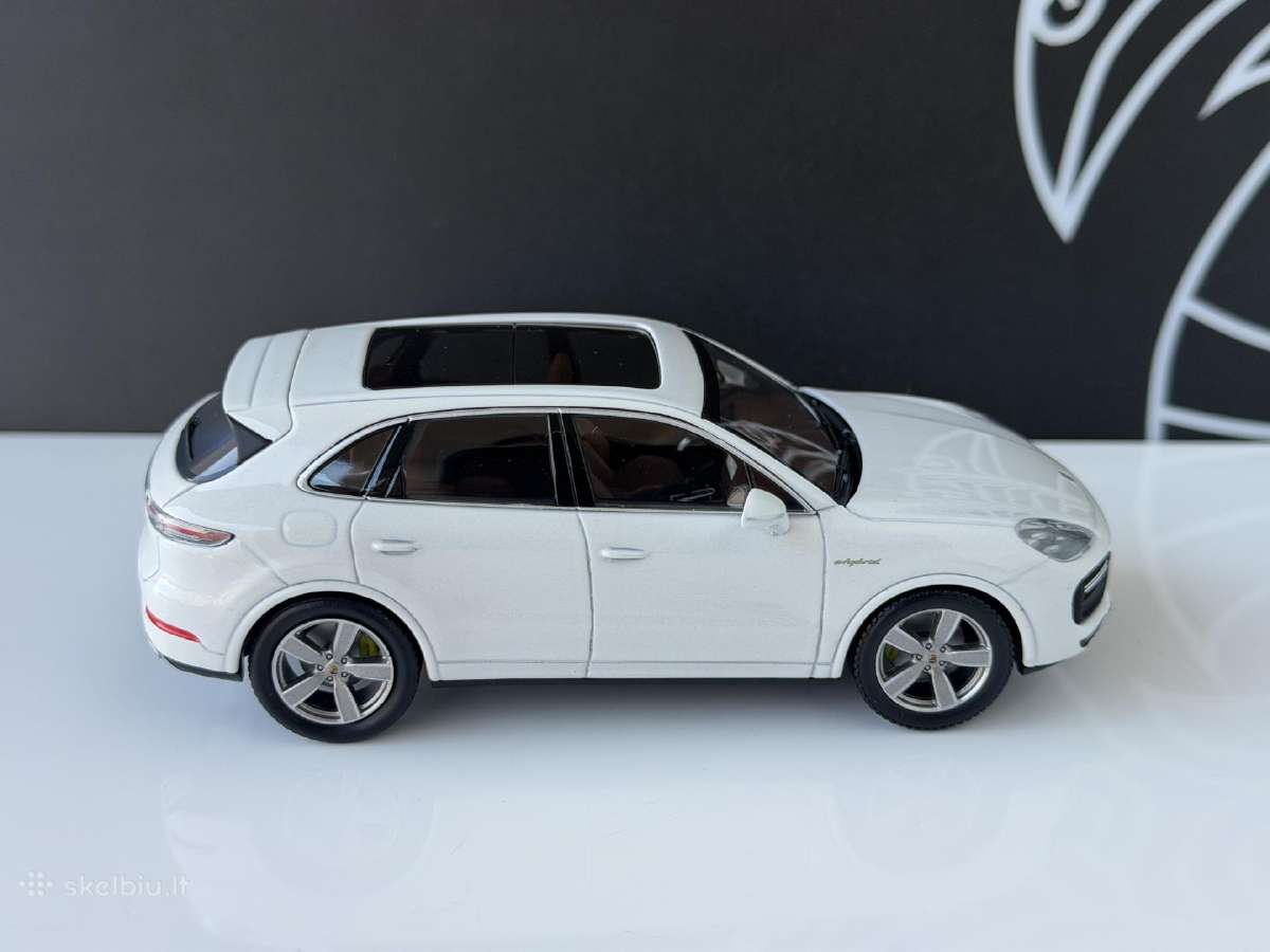 Porsche Cayenne Turbo 1:43 - nuotraukos Nr. 3