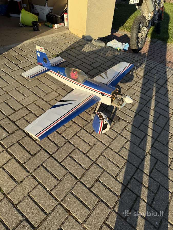 RC liektuvas 1,60 m