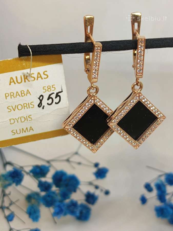 Auksiniai auskarai