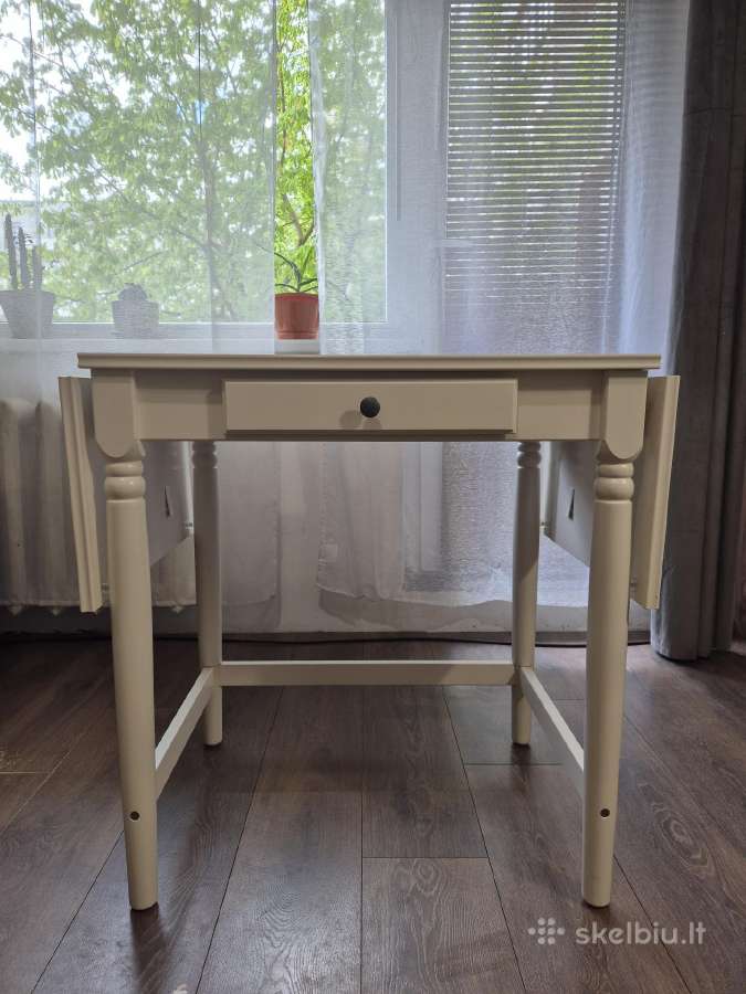 Ikea Ingatorp rašomasis stalas