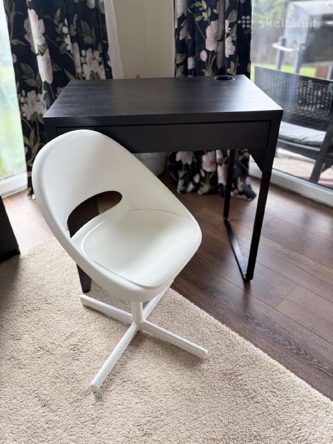 Modernus rašomasis stalas su kėde (Ikea)