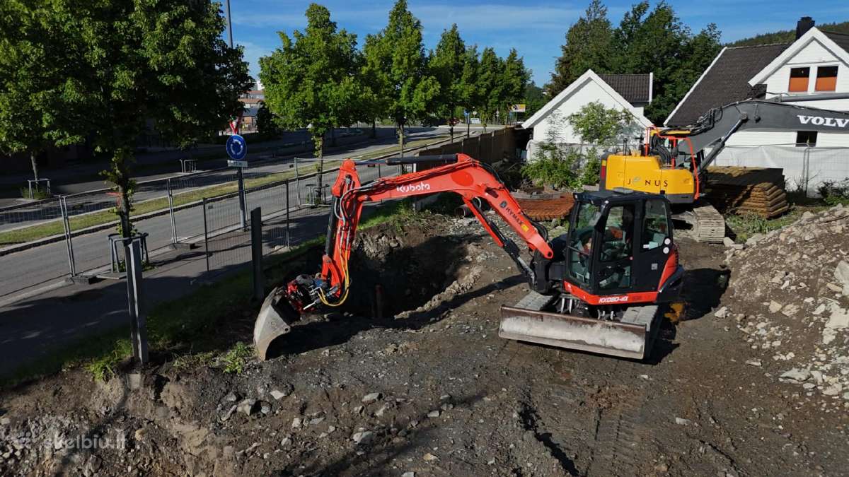 Ekskavatoriaus operatorius darbui Norevgijoje