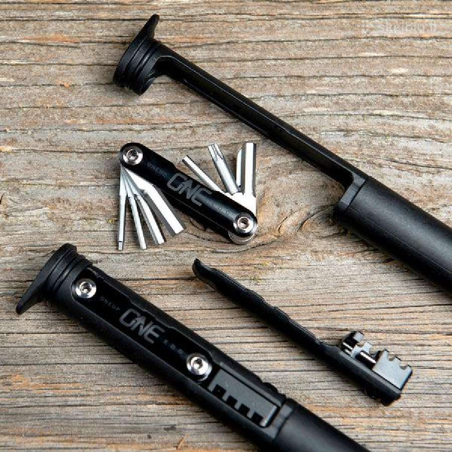 Ieškau Oneup Components Edc Tool V2