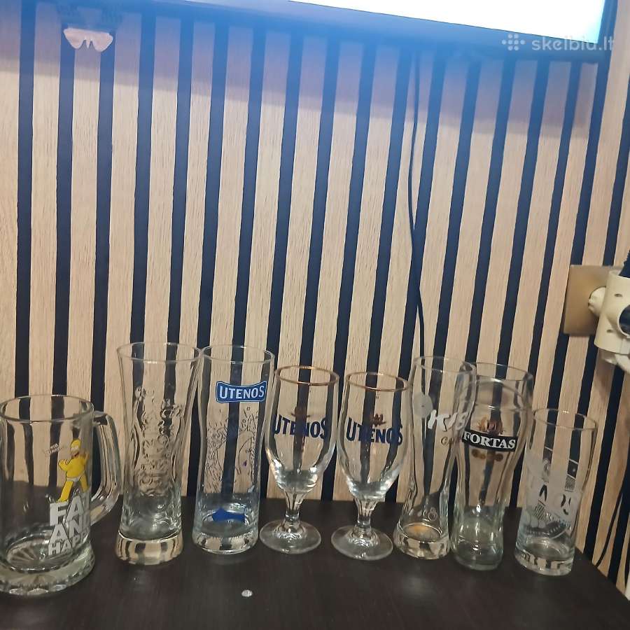 Įvairios taurės.kaina visų