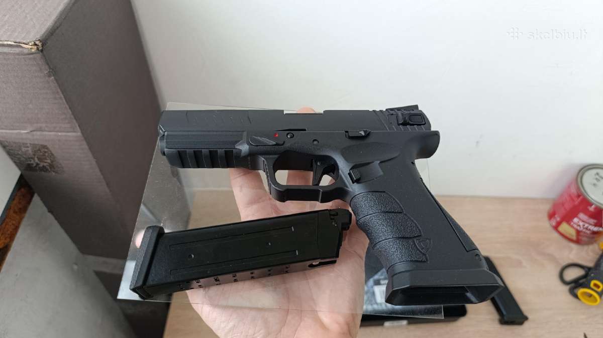 Automatinis airsoft pistoletas