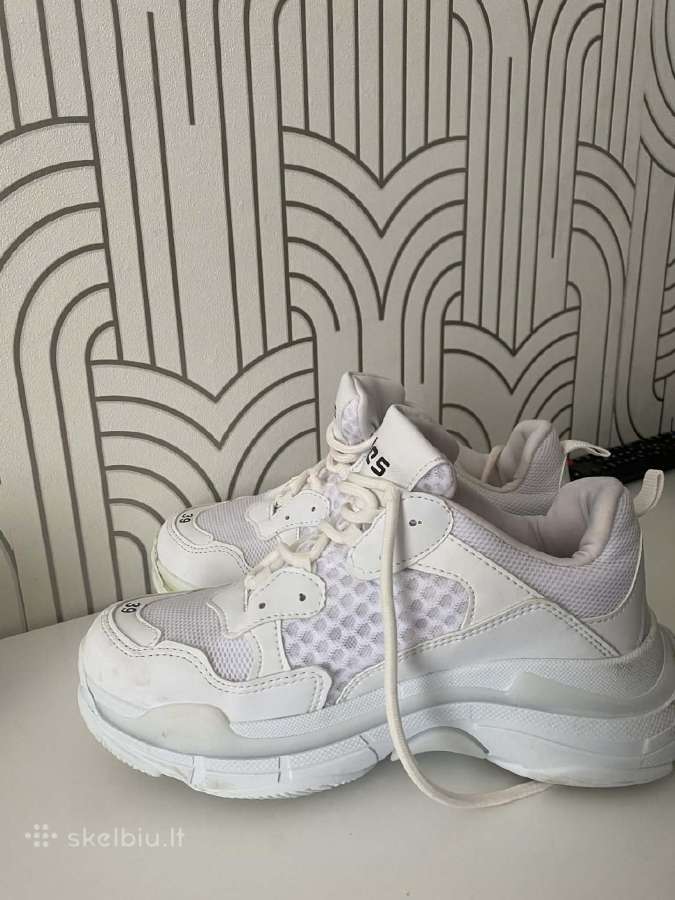 Balenciaga pavasariniai madingi - nuotraukos Nr. 2