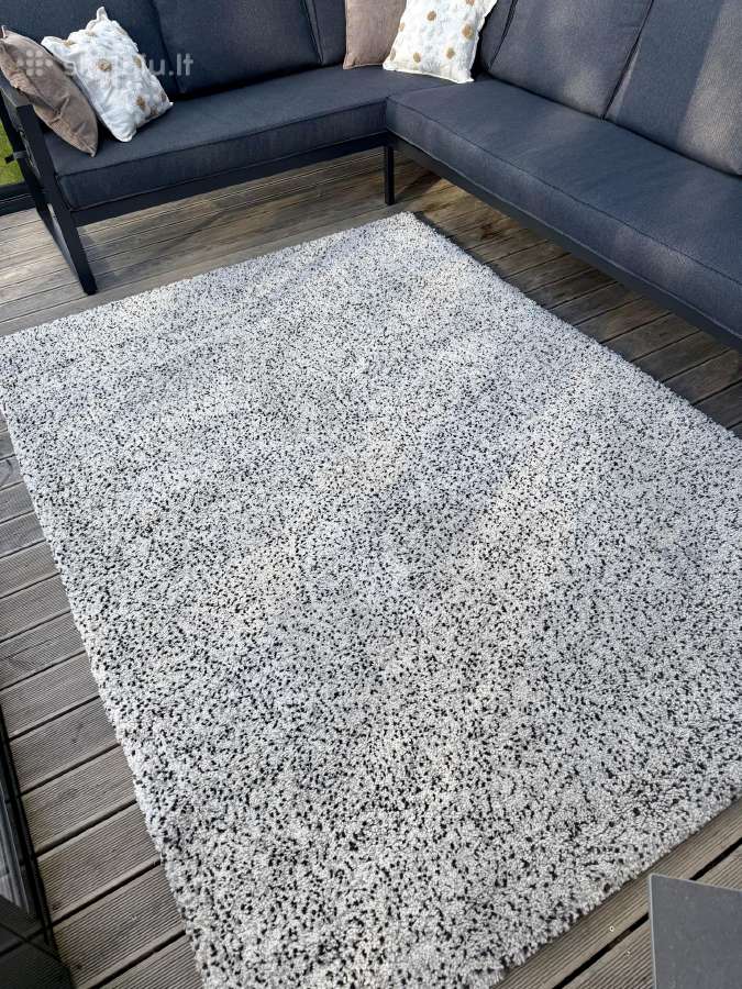 Naujas kilimas 170x240 cm