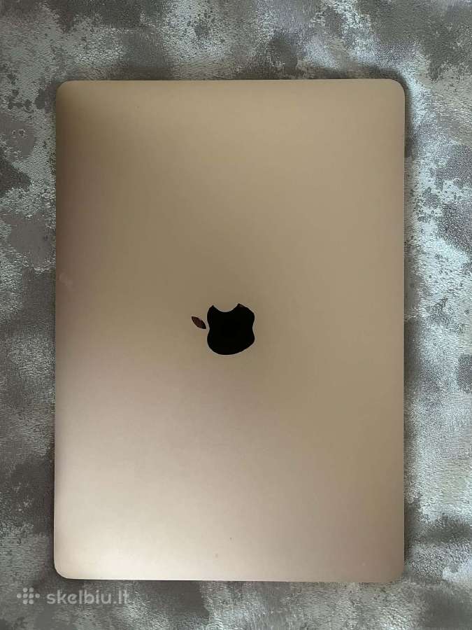MacBook Air M1 (2020)