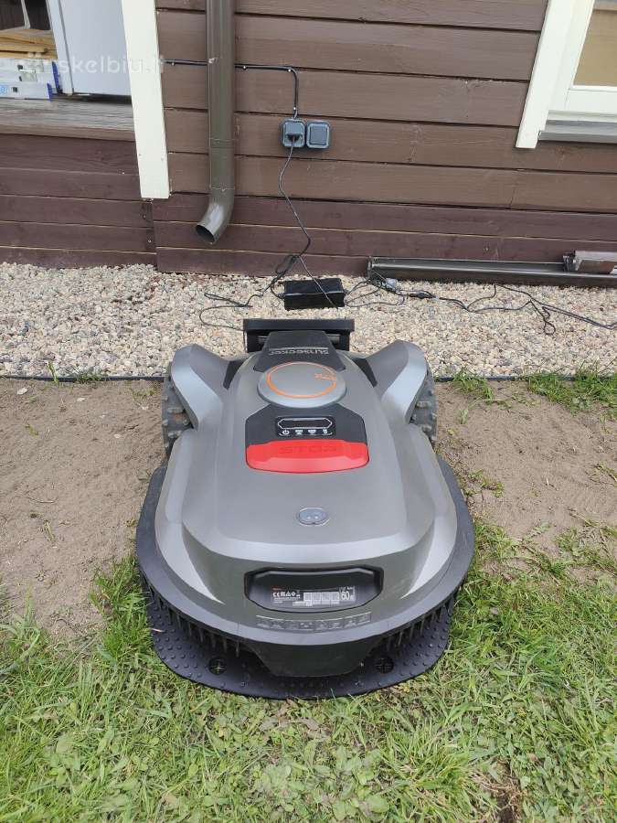 Vejos pjovimo robotų instaliavimas, konsultacija - nuotraukos Nr. 31