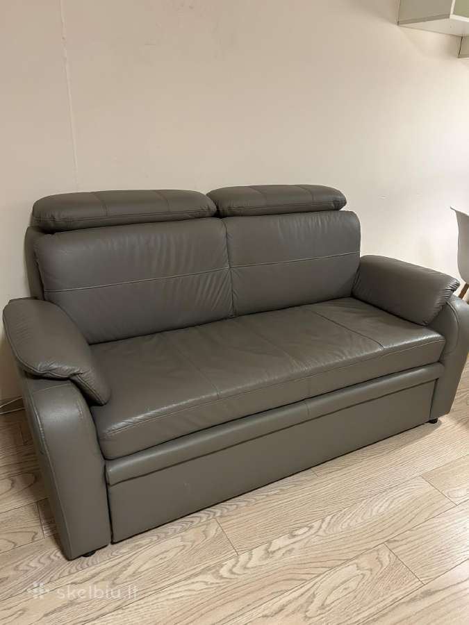 Odinė sofa su miegamąja dalimi