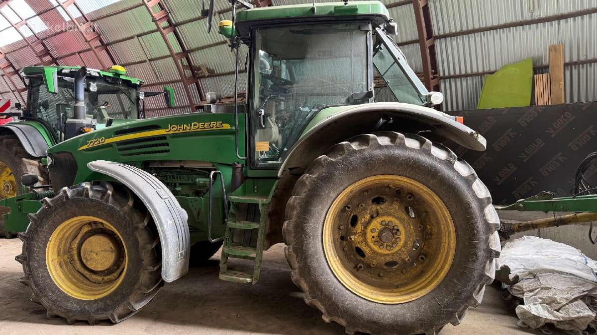 Traktorius John Deere 7720 2003m. - nuotraukos Nr. 2
