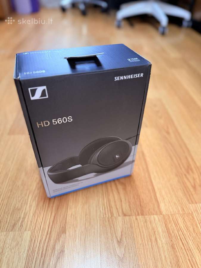 Sennheiser HD 560 s