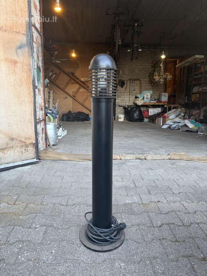 Lauko šviestuvas ~1 m aukščio