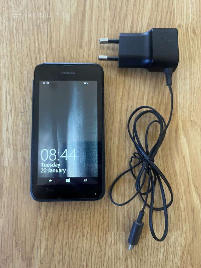 Nokia Lumia 530 Dual Sim Windows su pakrovėju