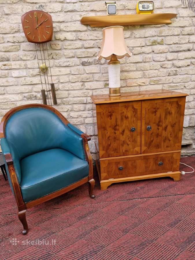 Vintažinė mid century riešutmedžio spintelė - nuotraukos Nr. 3