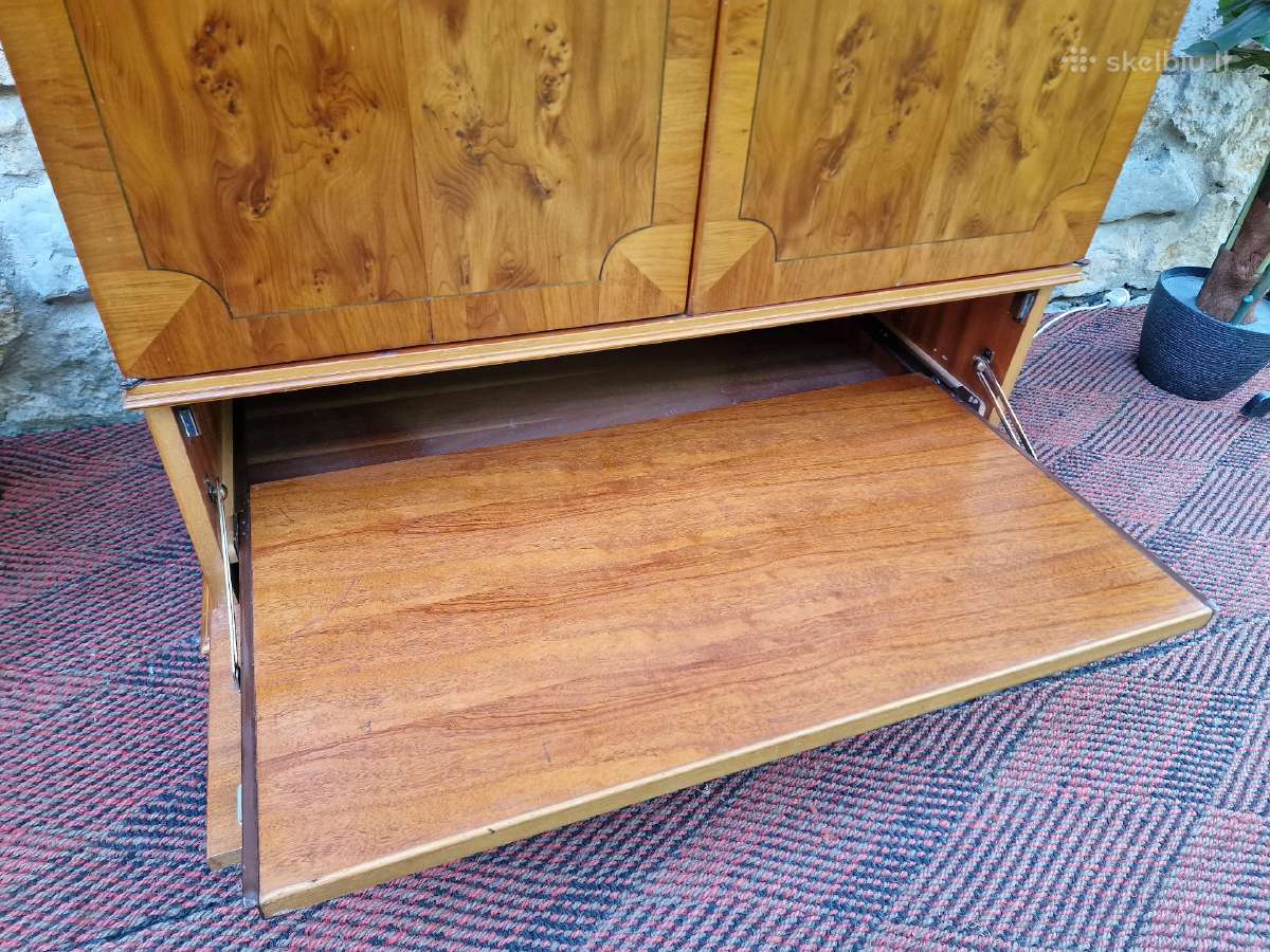 Vintažinė mid century riešutmedžio spintelė - nuotraukos Nr. 12