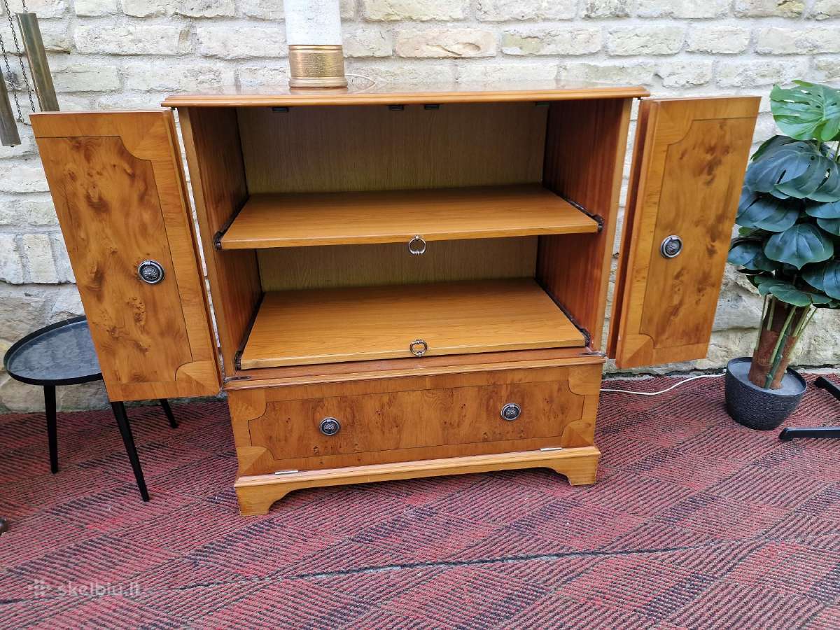 Vintažinė mid century riešutmedžio spintelė - nuotraukos Nr. 14