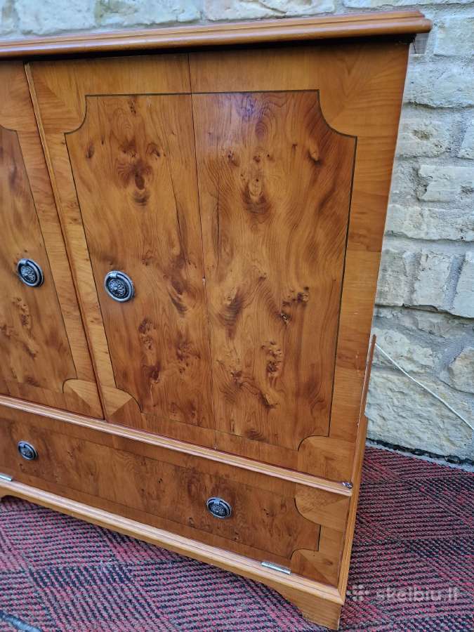 Vintažinė mid century riešutmedžio spintelė - nuotraukos Nr. 29