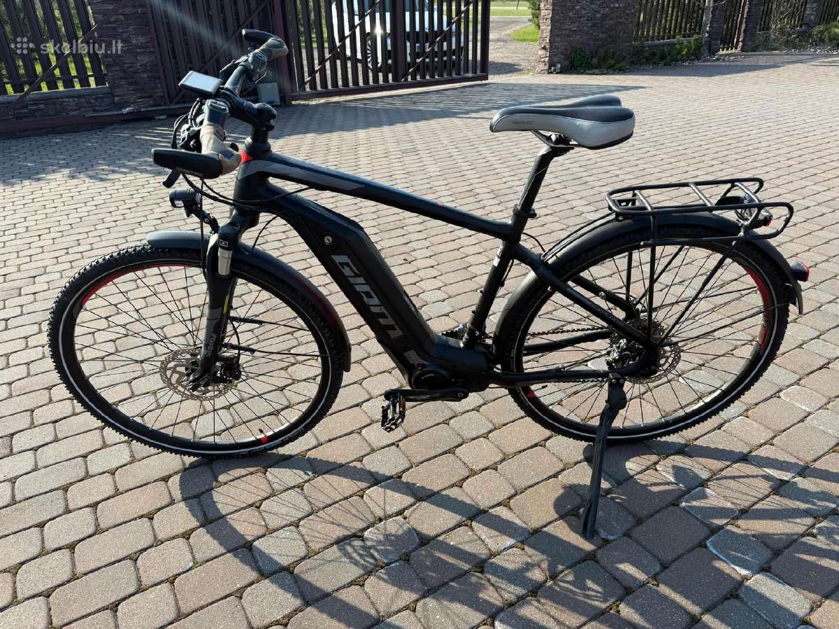 Giant elektrinis