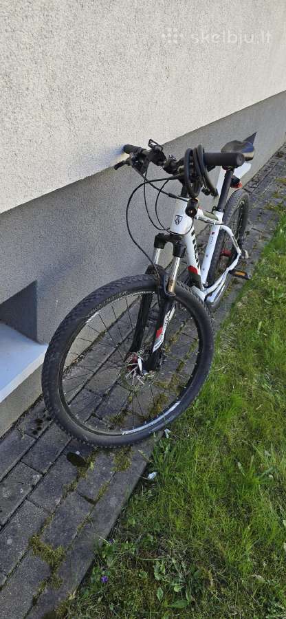Trek 3700