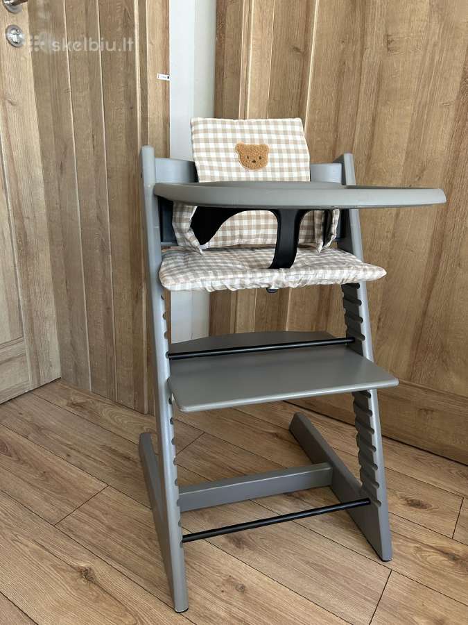 Pilka stokke tripp trapp kėdutė