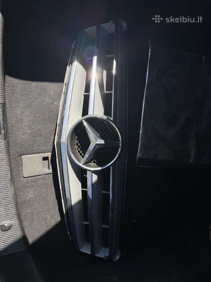 W204 priekines grotos