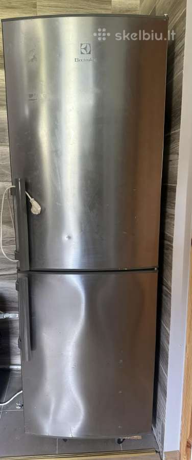 Parduodu Electrolux šaldytuvą