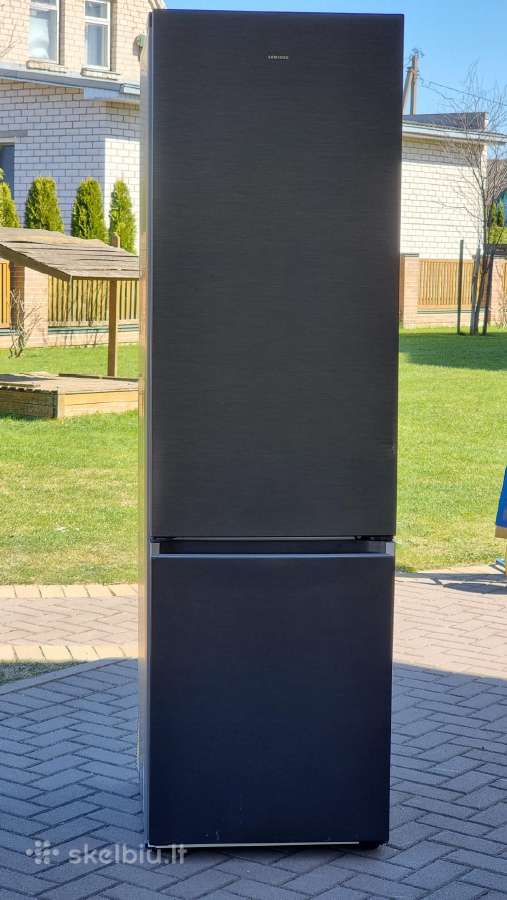 Naujas Rl38t607bb1,per metus tik 134 kw+ garantija