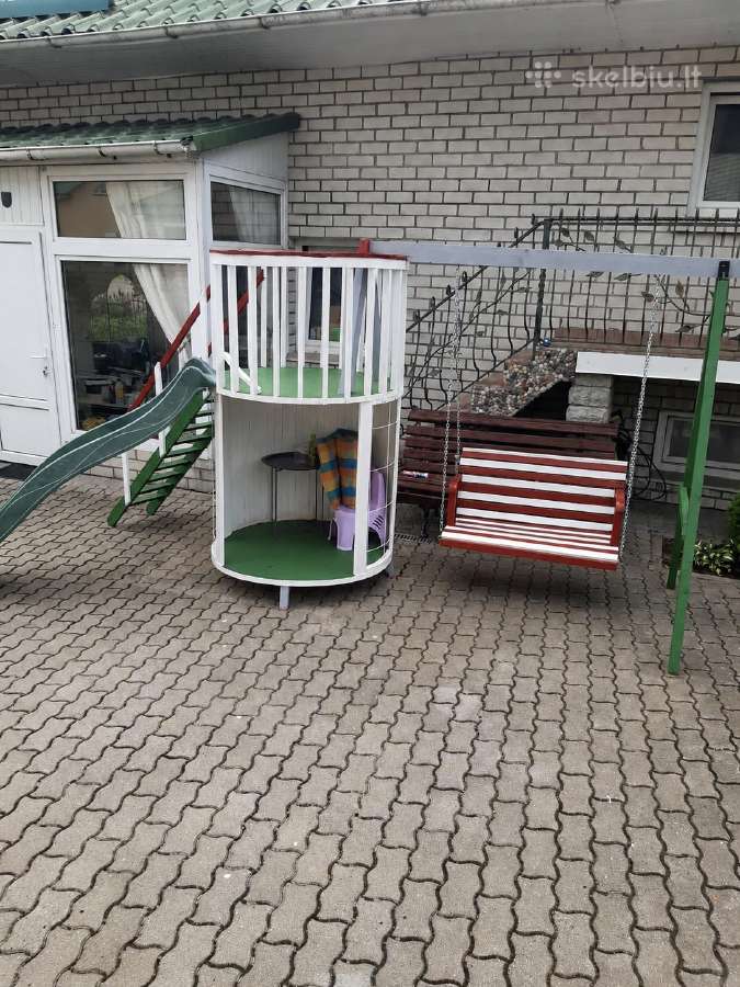 Čiuožykla / sūpynės su bokšteliu