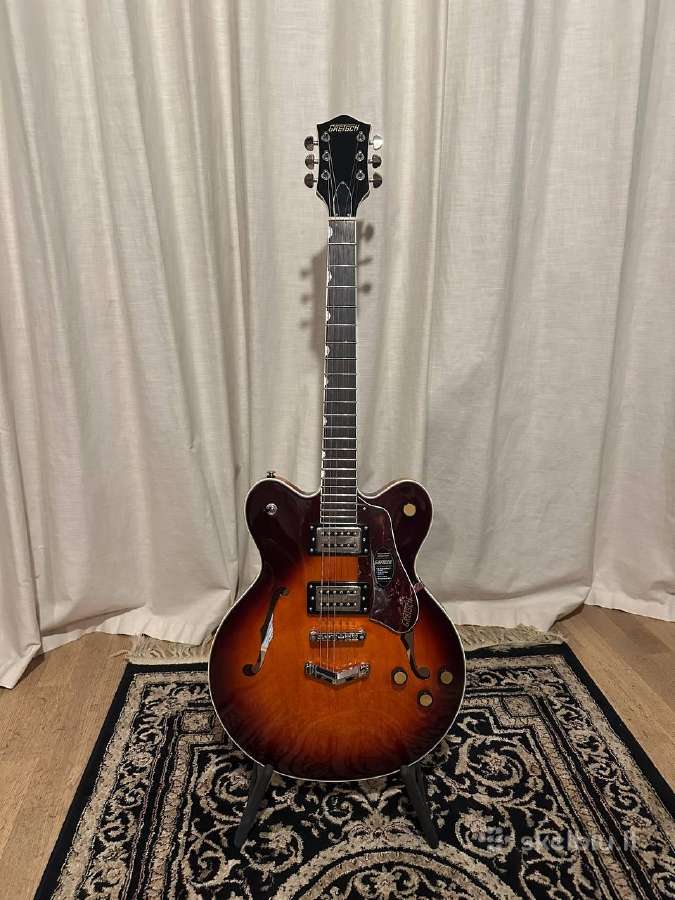 G2622 Streamliner guitar