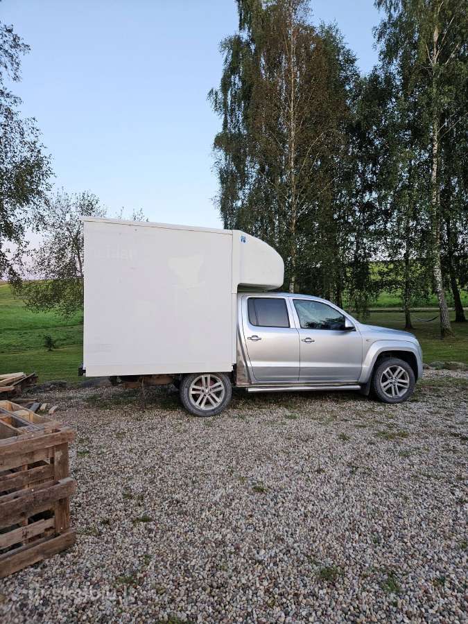 VW Amarok kemperis