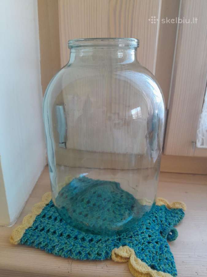 3 l stiklainiai