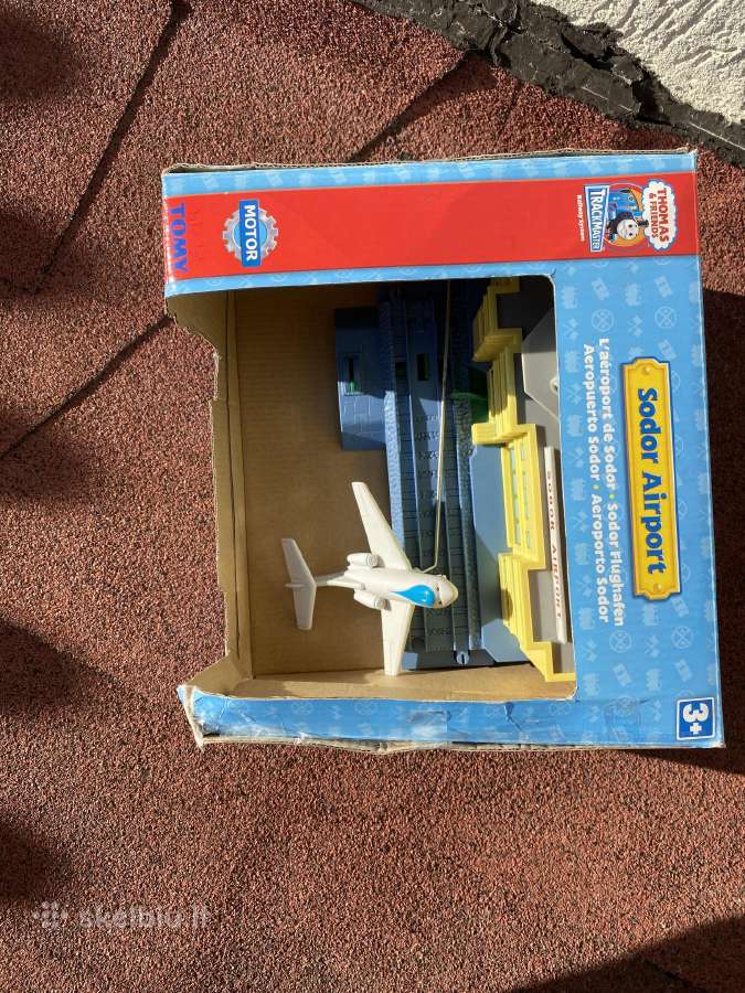 Traukinis thomas at sodor airport set 2007 - nuotraukos Nr. 4