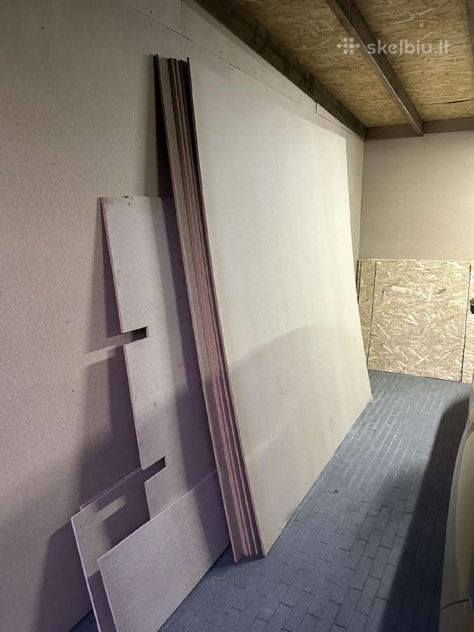 Drėgmei atspari ir labai tvirta Mdp 12x2500x2420