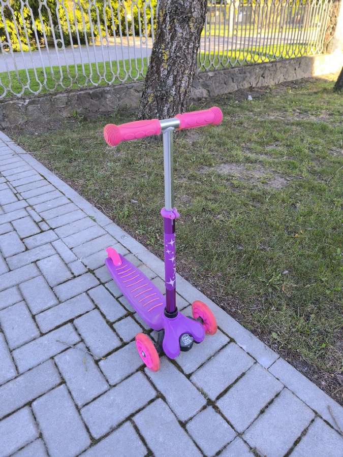 Playtive paspirtukas su LED ratukais