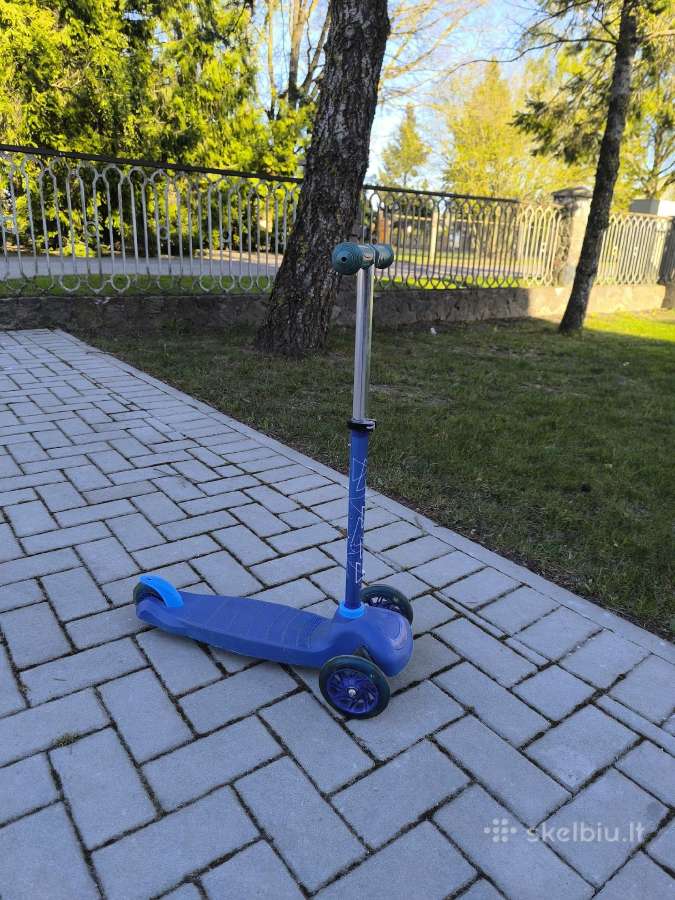 Playtive paspirtukas