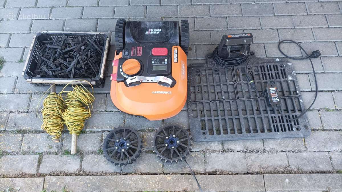 Robotas vejapjovė