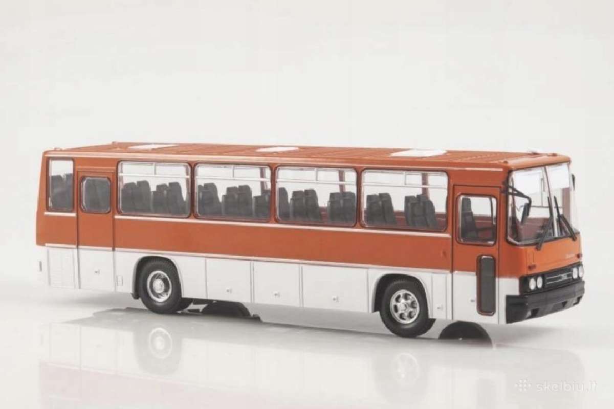 Ikarus 256